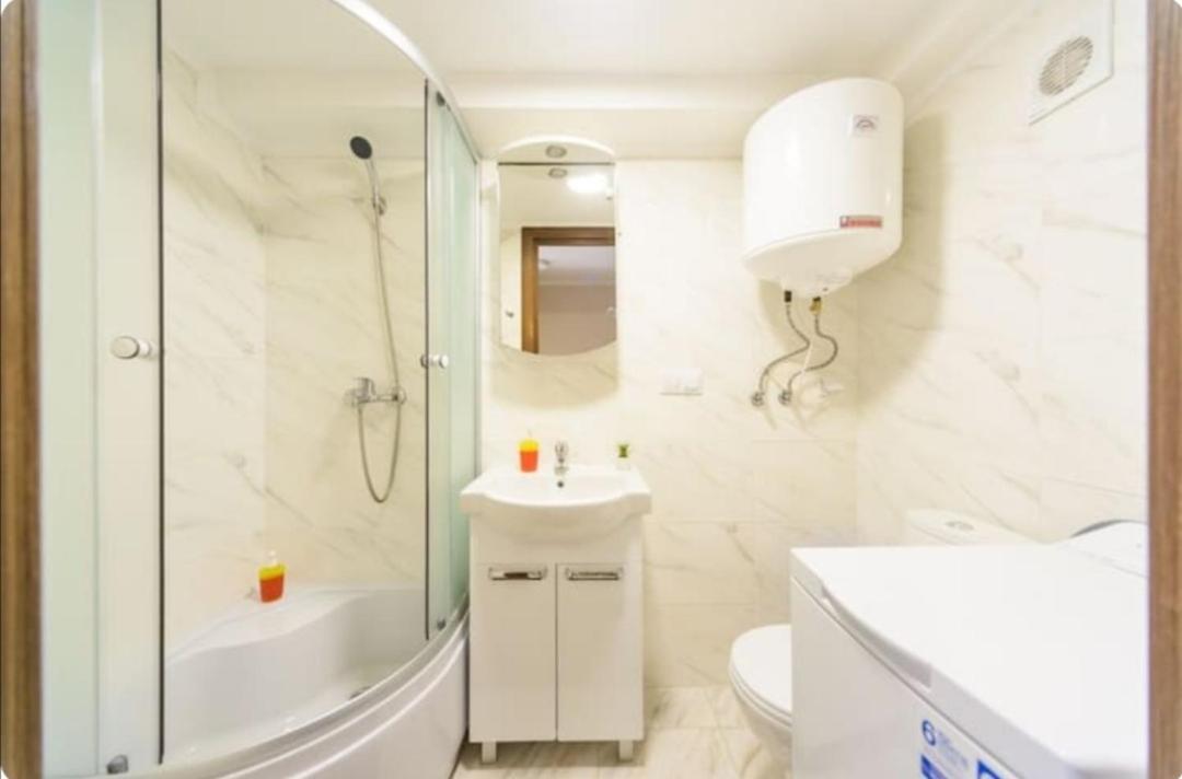Appartement Cozy Smarthouse à Kiev Extérieur photo